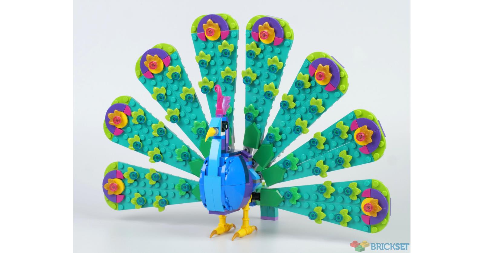 LEGO Creator 31157: Exotic Peacock review | Brickset
